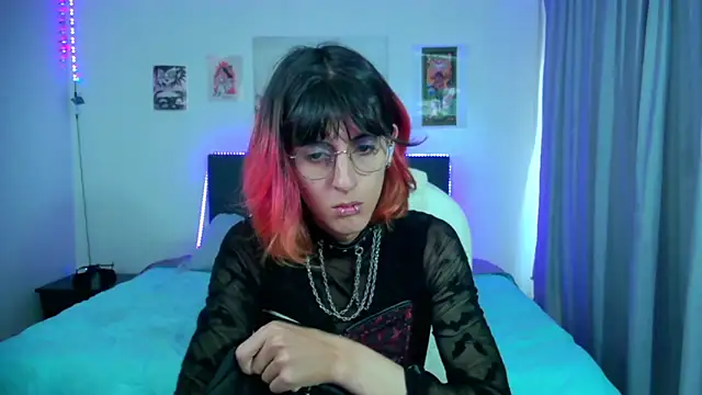 goth minerva online show from March 25, 1:32 pm