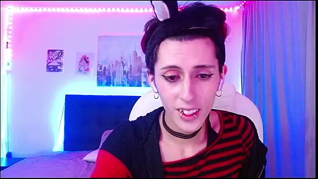 goth minerva online show from January 8, 1:28 pm