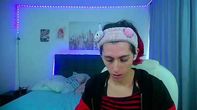 goth minerva online show from March 10, 1:59 pm