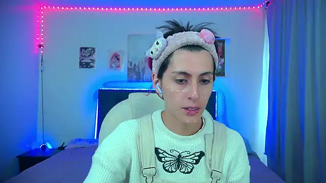 goth minerva online show from February 25, 1:33 pm