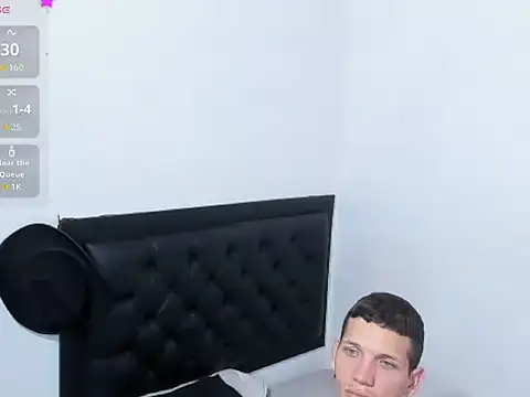 kevinkewman online show from February 8, 11:08 am