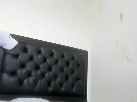 Snapshot of kevinkewman chatting on September 20, 6:35 pm kevinkewman online show from September 20, 6:35 pm