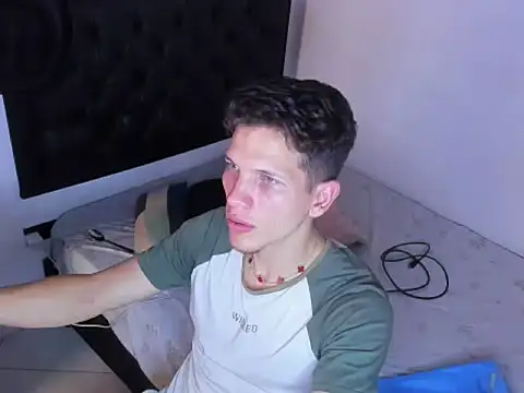 kevinkewman online show from December 17, 3:50 pm