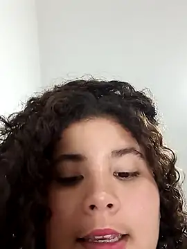 Snapshot of daika31 chatting on November 17, 12:14 am daika31 online show from November 17, 12:14 am