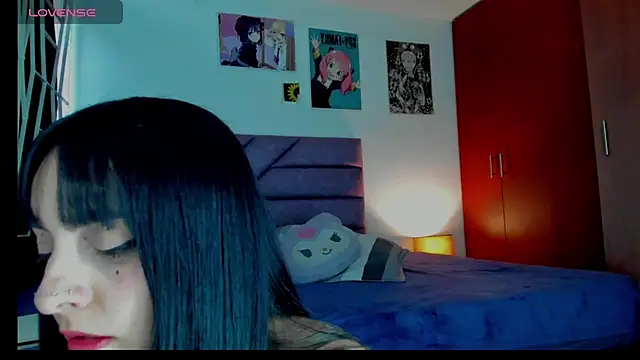 Snapshot of KARINNA__RAVEN chatting on May 21, 9:45 pm KARINNA RAVEN online show from May 21, 9:45 pm
