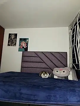 KARINNA  RAVEN online show from April 8, 11:50 pm