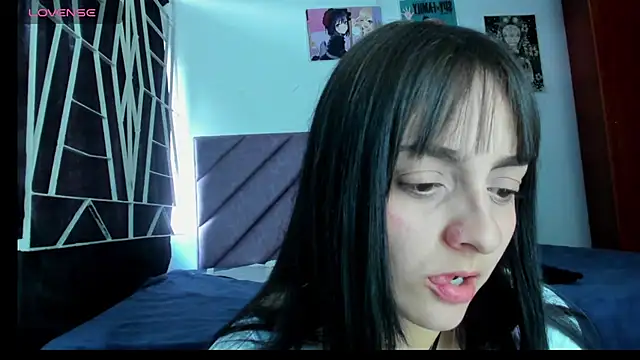 Snapshot of KARINNA__RAVEN chatting on May 3, 10:24 pm KARINNA RAVEN online show from May 3, 10:24 pm