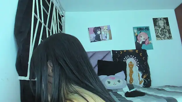 KARINNA  RAVEN online show from February 22, 10:00 pm