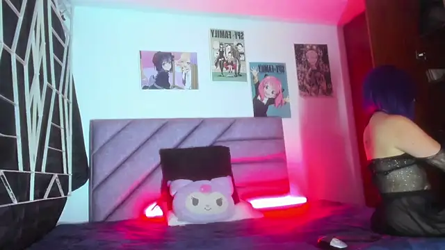 Snapshot of KARINNA__RAVEN chatting on November 28, 12:33 am KARINNA RAVEN online show from November 28, 12:33 am