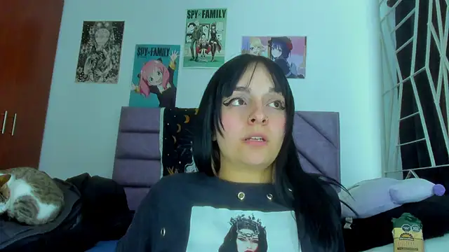 KARINNA  RAVEN online show from October 15, 1:37 am