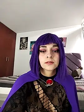 KARINNA  RAVEN online show from March 6, 4:35 pm