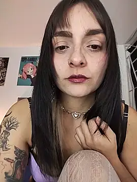 Snapshot of KARINNA__RAVEN chatting on May 15, 12:30 am KARINNA RAVEN online show from May 15, 12:30 am