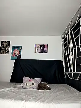 KARINNA  RAVEN online show from March 20, 12:00 am