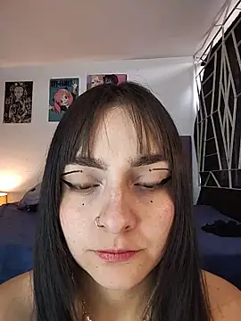 Snapshot of KARINNA__RAVEN chatting on May 11, 9:56 pm KARINNA RAVEN online show from May 11, 9:56 pm