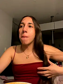 Snapshot of Tiana_Paez1 chatting on December 2, 1:06 am Tiana Paez1 online show from December 2, 1:06 am