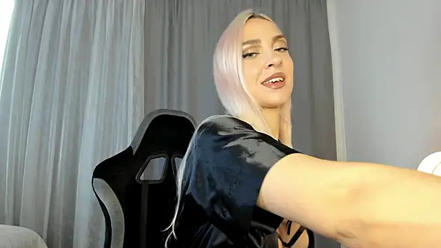 Snapshot of _Miss_Valentina_ chatting on September 22, 6:30 am Miss Valentina online show from September 22, 6:30 am