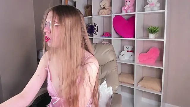 Joann Shermann online show from November 15, 1:09 am