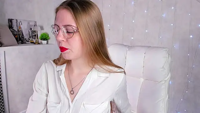 Joann Shermann online show from December 22, 1:17 am