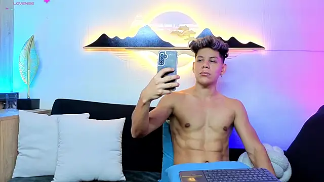 Almiboys online show from March 12, 2:50 am