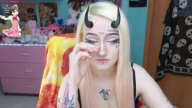 Manuela unicorn online show from March 13, 8:14 pm