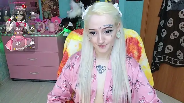 Manuela unicorn online show from May 15, 8:29 pm