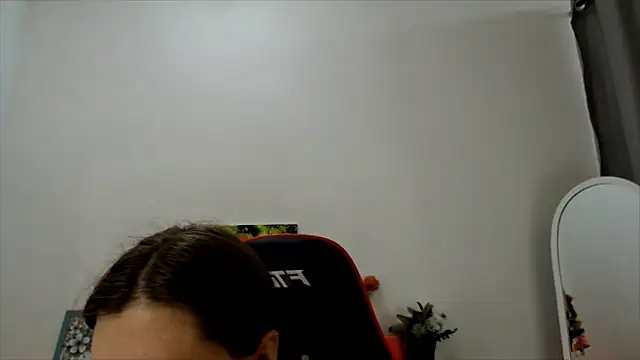 Lucky Lana online show from November 13, 2:48 am