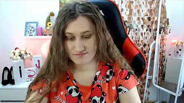 Lucky Lana online show from February 14, 4:02 am