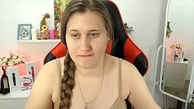 Snapshot of Lucky_Lana chatting on September 19, 2:26 am Lucky Lana online show from September 19, 2:26 am