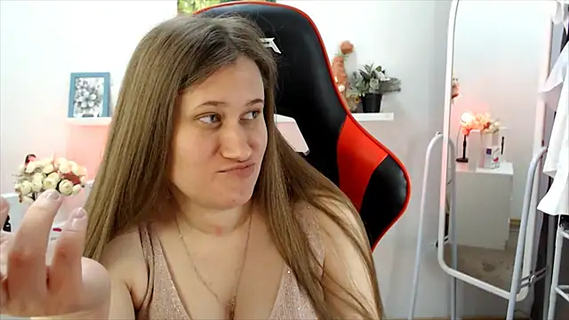 Lucky Lana online show from May 28, 3:03 am