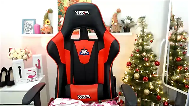 Lucky Lana online show from December 20, 4:04 am