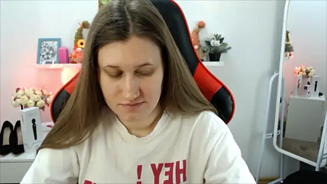 Lucky Lana online show from January 19, 3:21 am