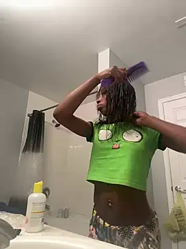 msvelvet20 online show from March 26, 1:53 pm