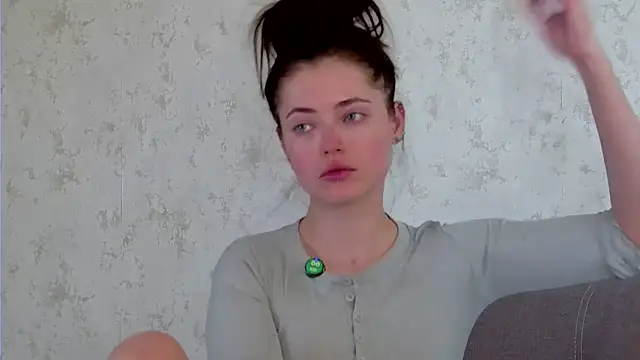 AshleyD  online show from April 5, 3:46 am