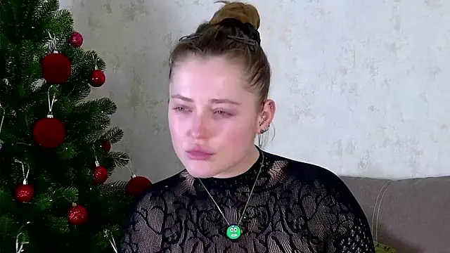 AshleyD  online show from January 10, 12:44 pm