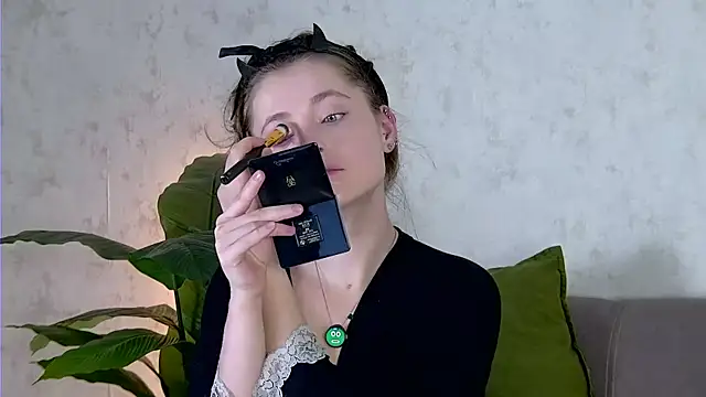 AshleyD  online show from November 20, 1:28 am