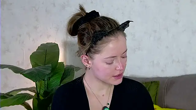 AshleyD  online show from October 23, 2:54 am