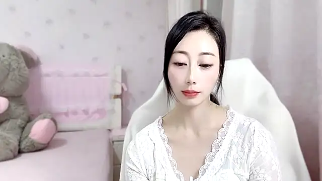 Snapshot of anjila888 chatting on October 14, 1:45 pm anjila888 online show from October 14, 1:45 pm