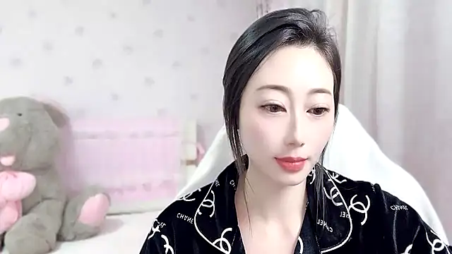 Snapshot of anjila888 chatting on October 11, 1:34 pm anjila888 online show from October 11, 1:34 pm