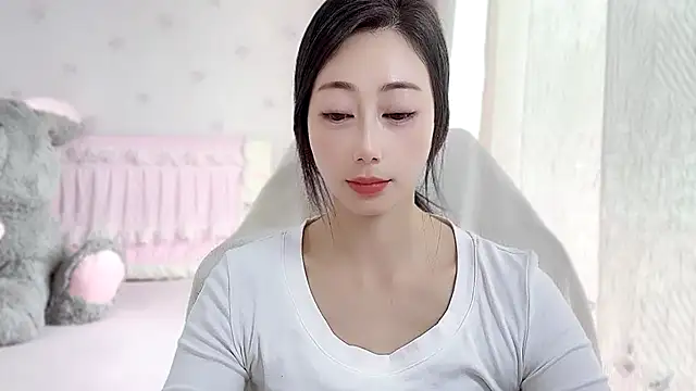 Snapshot of anjila888 chatting on October 29, 2:10 am anjila888 online show from October 29, 2:10 am