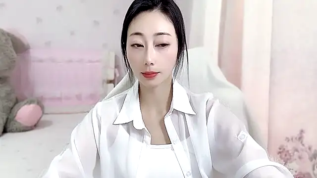 Snapshot of anjila888 chatting on November 30, 9:21 am anjila888 online show from November 30, 9:21 am