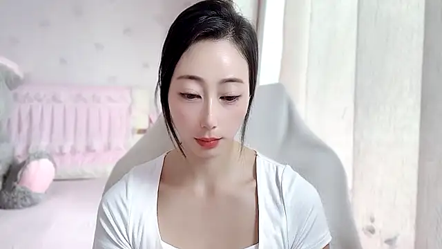 Snapshot of anjila888 chatting on October 17, 2:04 am anjila888 online show from October 17, 2:04 am