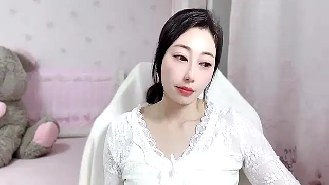 Snapshot of anjila888 chatting on October 16, 2:03 pm anjila888 online show from October 16, 2:03 pm