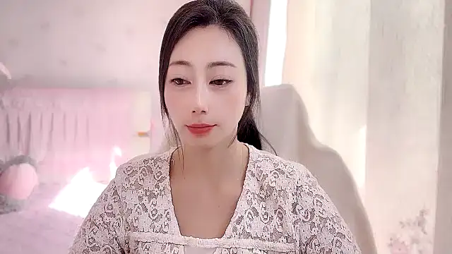 Snapshot of anjila888 chatting on November 17, 3:32 am anjila888 online show from November 17, 3:32 am