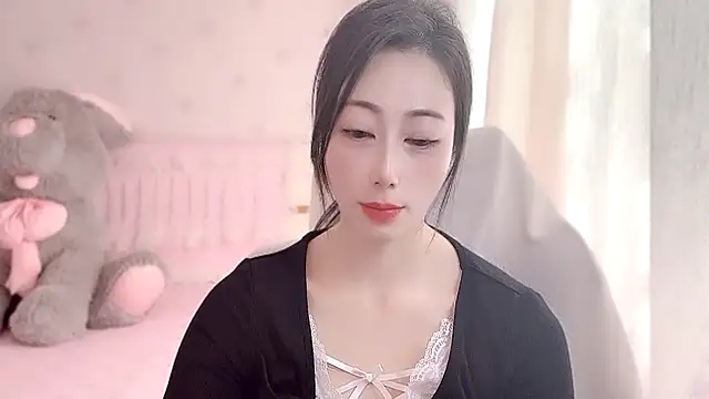 Snapshot of anjila888 chatting on November 23, 3:27 am anjila888 online show from November 23, 3:27 am