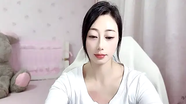 Snapshot of anjila888 chatting on October 28, 1:21 pm anjila888 online show from October 28, 1:21 pm