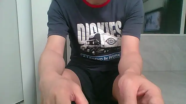 Snapshot of nole_china7 chatting on June 8, 1:33 pm nole china7 online show from June 8, 1:33 pm