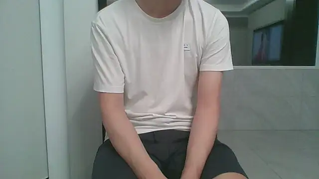 Snapshot of nole_china7 chatting on July 16, 12:24 pm nole china7 online show from July 16, 12:24 pm
