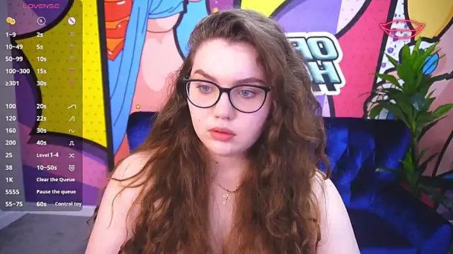 LuxSopphia online show from November 22, 8:08 pm