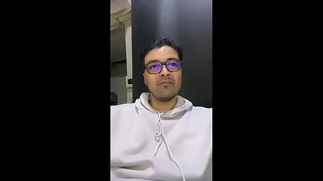 Freakydrag online show from November 19, 4:23 am