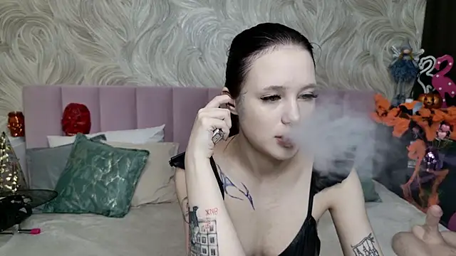 CarolineTenders online show from October 29, 1:26 am